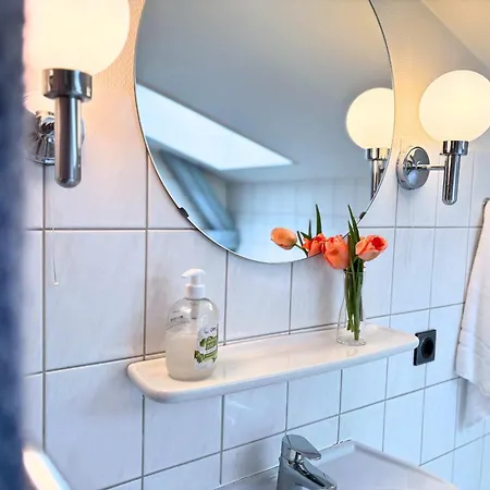 Kleene Helene Apartment *